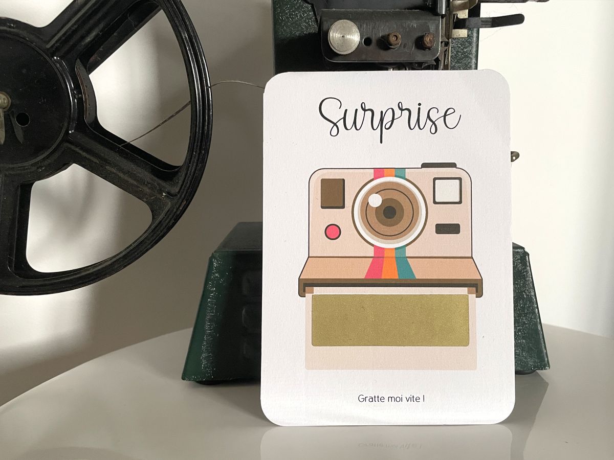 Polaroid vintage beige